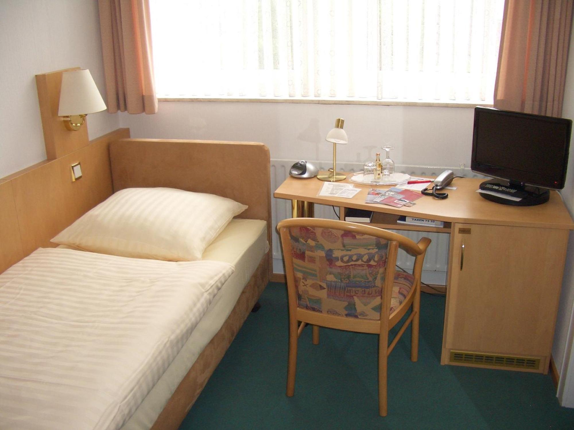 Hotel Ohrberg Hamelin Bagian luar foto