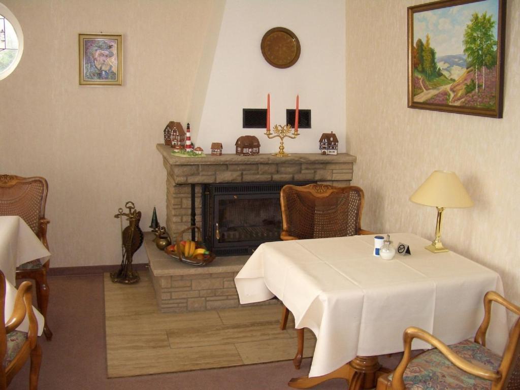 Hotel Ohrberg Hamelin Bagian luar foto